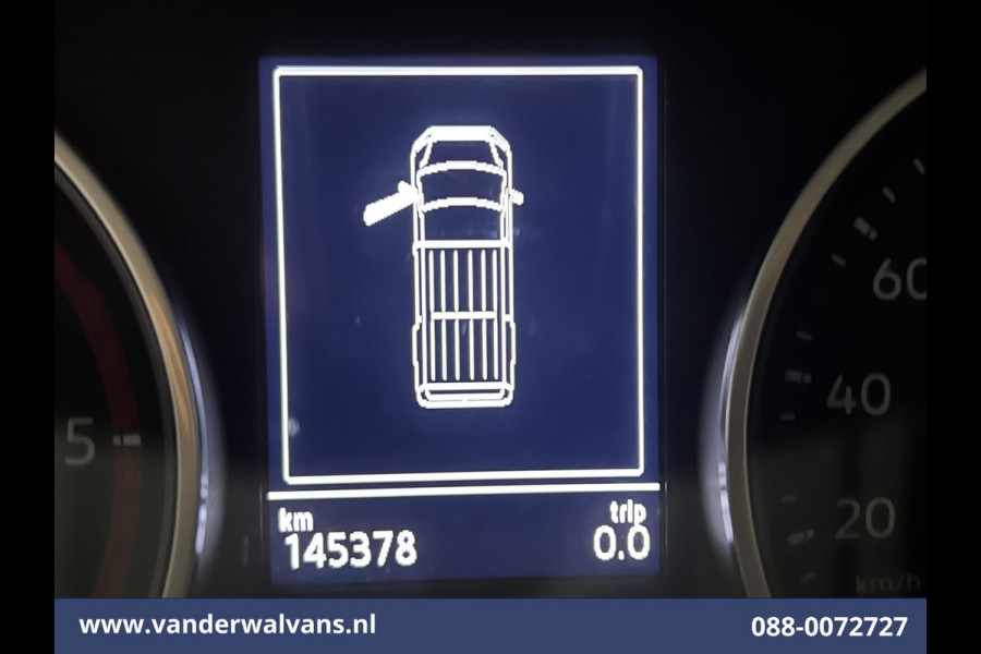 Volkswagen Crafter 2.0 TDI 141pk L3H3 L2H2 Euro6 Airco | Camera | Apple Carplay | Android Auto Parkeersensoren, Bijrijdersbank, 3000kg trekvermogen, zilver