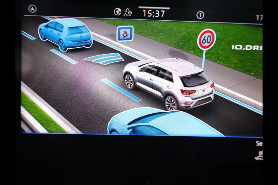 Volkswagen T-Roc 1.0 TSI Life Edition GOAL 115 PK | Navigatie | automatische Airco | Parkeer assistent |