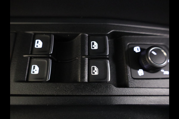 Volkswagen T-Roc 1.0 TSI Life Edition GOAL 115 PK | Navigatie | automatische Airco | Parkeer assistent |