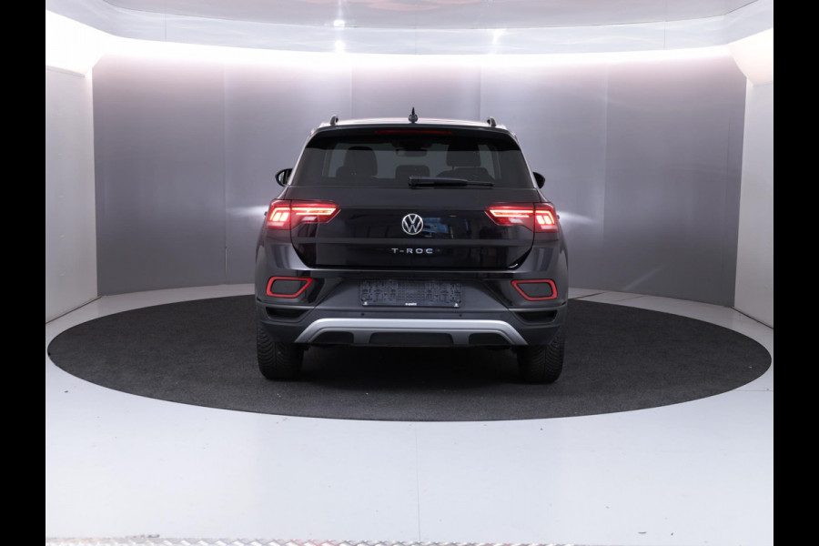 Volkswagen T-Roc 1.0 TSI Life Edition GOAL 115 PK | Navigatie | automatische Airco | Parkeer assistent |