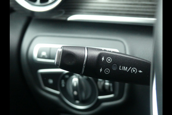 Mercedes-Benz V-Klasse 220d Lang Dubbel Cabine Panoramadak Trekhaak/LED/Leer