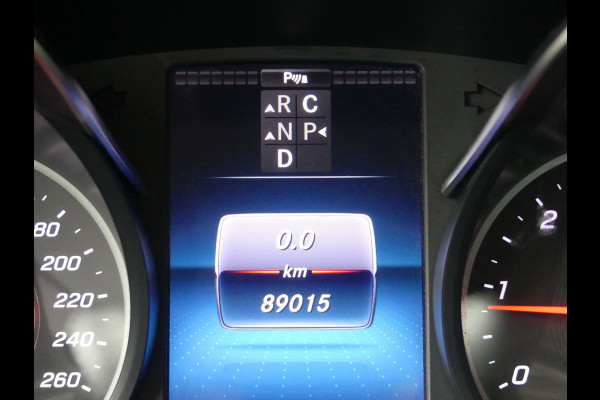 Mercedes-Benz V-Klasse 220d Lang Dubbel Cabine Panoramadak Trekhaak/LED/Leer