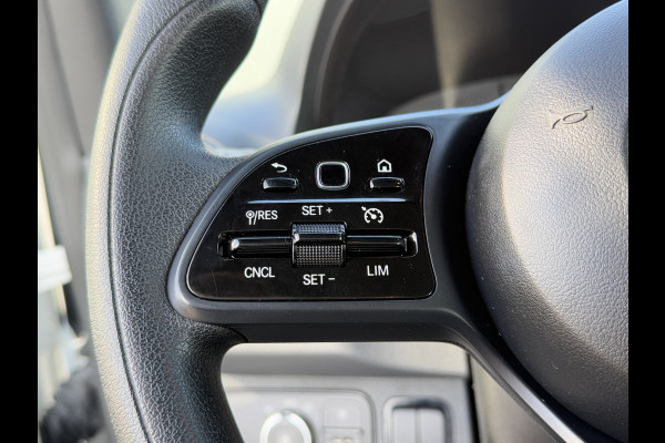 Mercedes-Benz Sprinter 314 CDI 4X4 / PICK-UP / DOKA / DUBBEL CABINE / AIRCO / CRUISE / APPLE CARPLAY / 6 PERSOONS / ZEER NETJES Mercedes-Benz Sprinter 314 CDI 4X4 / PICK-UP / DOKA / DUBBEL CABINE / AIRCO / CRUISE / APPLE CARPLAY / 6 PERSOONS / ZEER NETJES