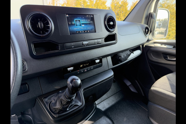 Mercedes-Benz Sprinter 314 CDI 4X4 / PICK-UP / DOKA / DUBBEL CABINE / AIRCO / CRUISE / APPLE CARPLAY / 6 PERSOONS / ZEER NETJES Mercedes-Benz Sprinter 314 CDI 4X4 / PICK-UP / DOKA / DUBBEL CABINE / AIRCO / CRUISE / APPLE CARPLAY / 6 PERSOONS / ZEER NETJES