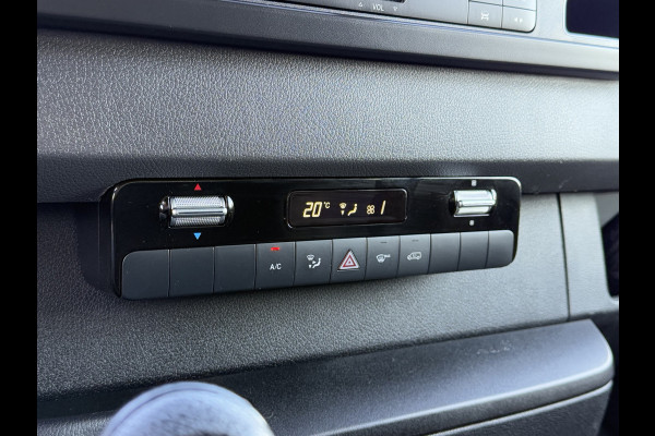 Mercedes-Benz Sprinter 314 CDI 4X4 / PICK-UP / DOKA / DUBBEL CABINE / AIRCO / CRUISE / APPLE CARPLAY / 6 PERSOONS / ZEER NETJES Mercedes-Benz Sprinter 314 CDI 4X4 / PICK-UP / DOKA / DUBBEL CABINE / AIRCO / CRUISE / APPLE CARPLAY / 6 PERSOONS / ZEER NETJES