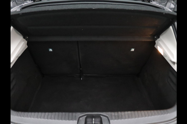 Renault Clio 90pk TCe Zen Airco | Cruise | Carplay | Parkeersens. achter Renault Clio 90pk TCe Zen Airco | Cruise | Carplay | Parkeersens. achter