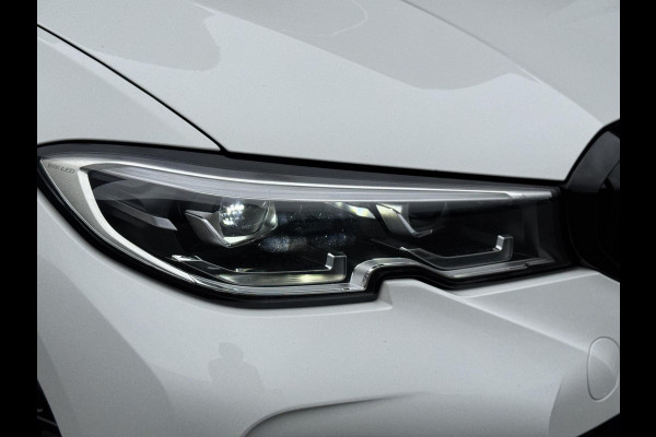 BMW 3-serie 320i High Executive M Sport / Sportleder / Camera / LED / BMW 3-serie 320i High Executive M Sport / Sportleder / Camera / LED /