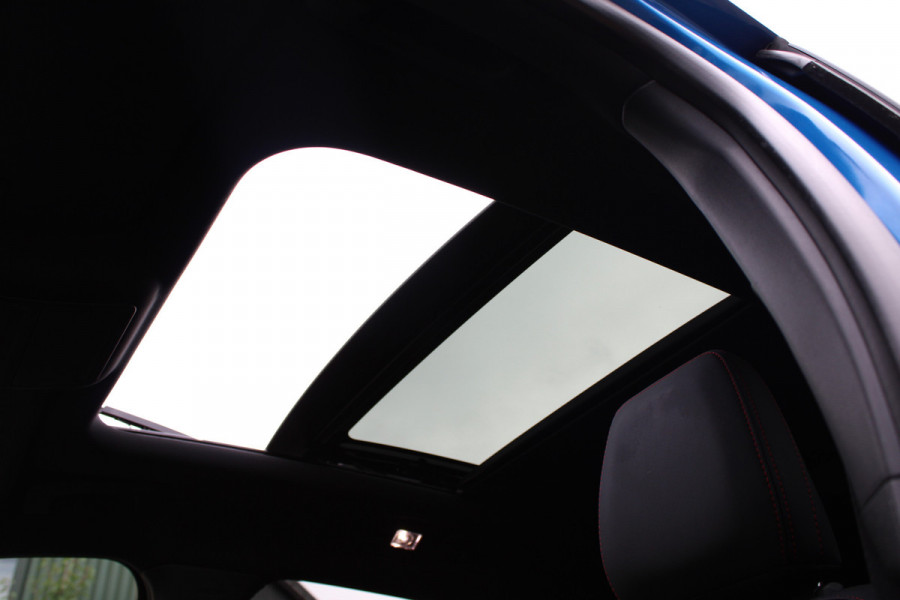 Ford Kuga 2.5 PHEV ST-Line X | Trekhaak | Panoramadak | AGR | Led | Head-Up | B&O
