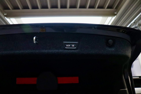BMW 3-serie 330i High Ex Ed. M Sport|NL|OpenDk|ACC|HuD