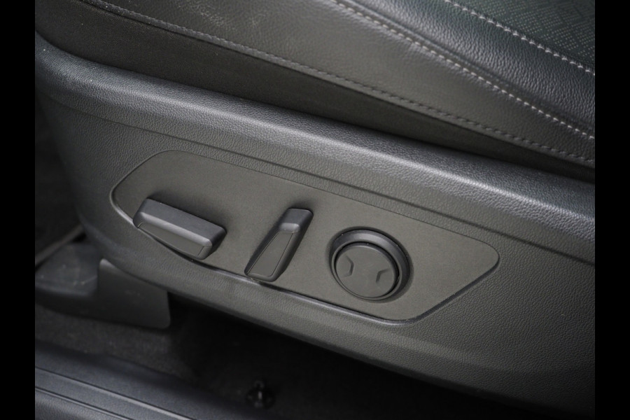 Kia Sorento 1.6 T-GDI Plug-in Hybrid 4WD DynamicLine 7p | Panoramadak | Keyless | Adaptive Cruise | Camera | BLIS | Carplay