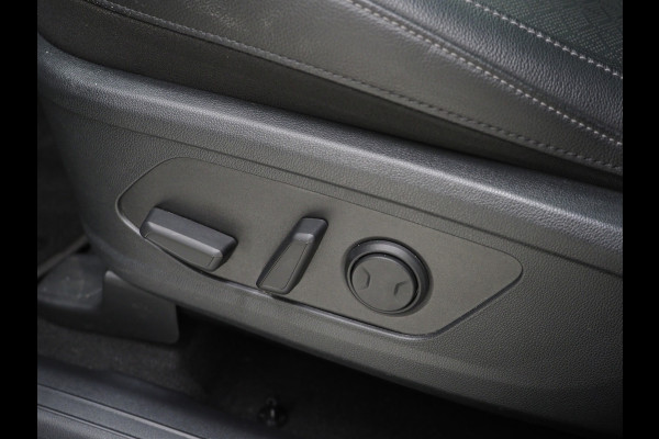 Kia Sorento 1.6 T-GDI Plug-in Hybrid 4WD DynamicLine 7p | Panoramadak | Keyless | Adaptive Cruise | Camera | BLIS | Carplay