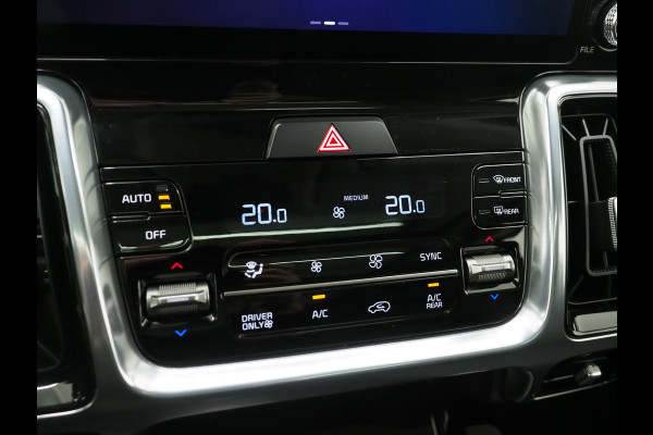 Kia Sorento 1.6 T-GDI Plug-in Hybrid 4WD DynamicLine 7p | Panoramadak | Keyless | Adaptive Cruise | Camera | BLIS | Carplay