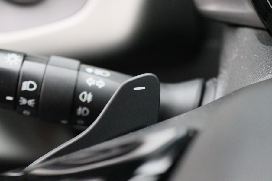 Peugeot 108 1.0 e-VTi Active Automaat LED, Airco, Bluetooth, Elektr. Pakket, 15"