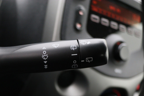 Peugeot 108 1.0 e-VTi Active Automaat LED, Airco, Bluetooth, Elektr. Pakket, 15"