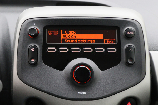 Peugeot 108 1.0 e-VTi Active Automaat LED, Airco, Bluetooth, Elektr. Pakket, 15"