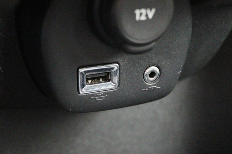 Peugeot 108 1.0 e-VTi Active Automaat LED, Airco, Bluetooth, Elektr. Pakket, 15"