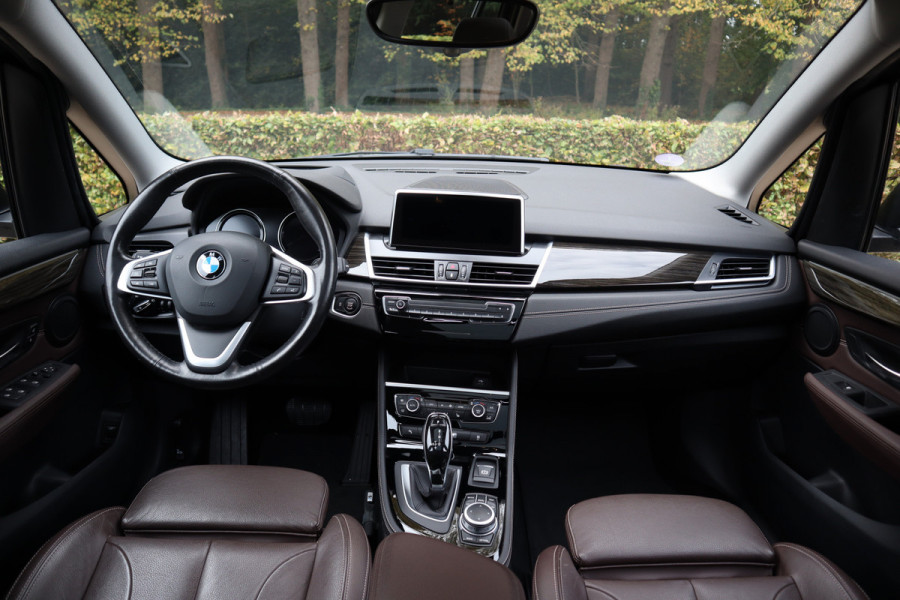 BMW 2 Serie Gran Tourer 218i High Executive Edition | Pano | Camera | ACC | Trekhaak | Automaat |