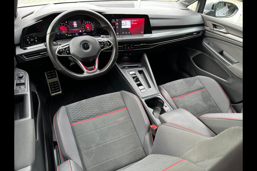 Volkswagen Golf 2.0 TSI GTI Clubsport Nurnburgring! Head up! Harman Kardon! Panoramadak! Vol opties!