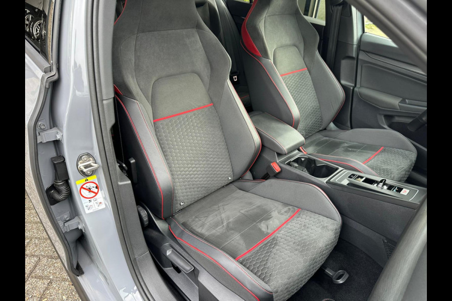 Volkswagen Golf 2.0 TSI GTI Clubsport Nurnburgring! Head up! Harman Kardon! Panoramadak! Vol opties!