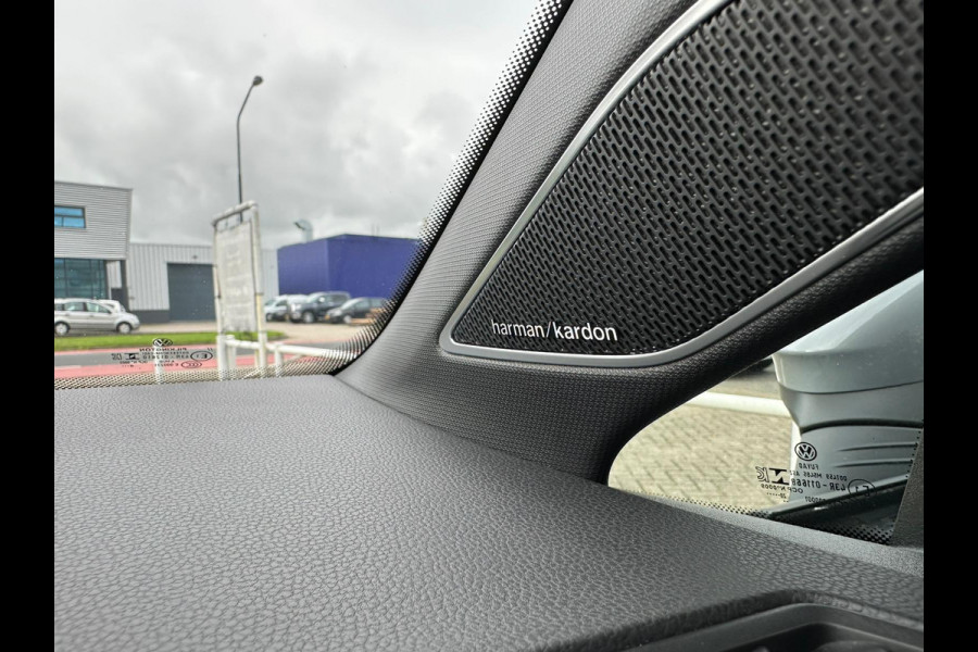 Volkswagen Golf 2.0 TSI GTI Clubsport Nurnburgring! Head up! Harman Kardon! Panoramadak! Vol opties!