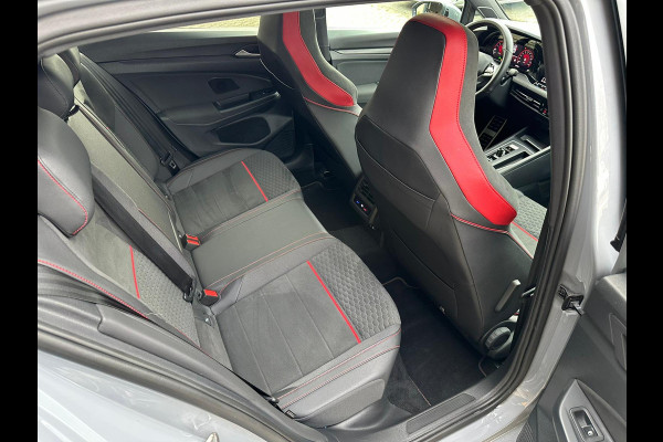 Volkswagen Golf 2.0 TSI GTI Clubsport Nurnburgring! Head up! Harman Kardon! Panoramadak! Vol opties!