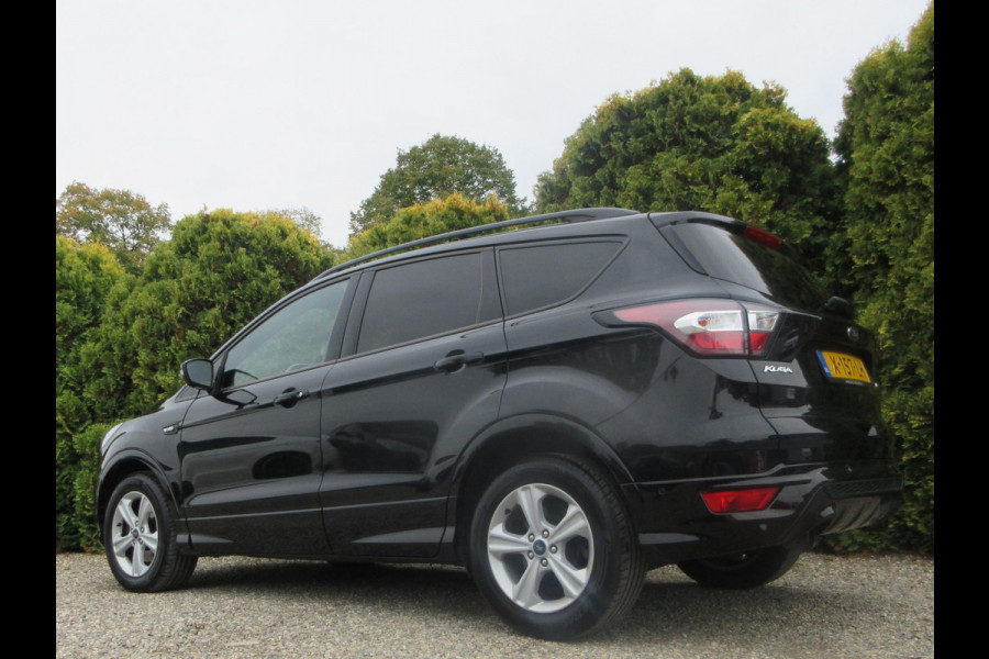 Ford Kuga 1.5 EcoBoost ST Line Automaat *Zeer mooi!* Ford Kuga 1.5 EcoBoost ST Line Automaat *Zeer mooi!*