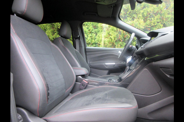 Ford Kuga 1.5 EcoBoost ST Line Automaat *Zeer mooi!* Ford Kuga 1.5 EcoBoost ST Line Automaat *Zeer mooi!*