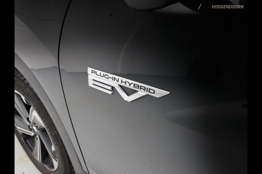 Mitsubishi Eclipse Cross 2.4 PHEV Executive (APPLE CARPLAY,LED,KEYLESS,ALCANTARA,CRUISE,STOELVERWARMING,CAMERA,LM-VELGEN) Mitsubishi Eclipse Cross 2.4 PHEV Executive (APPLE CARPLAY,LED,KEYLESS,ALCANTARA,CRUISE,STOELVERWARMING,CAMERA,LM-VELGEN)