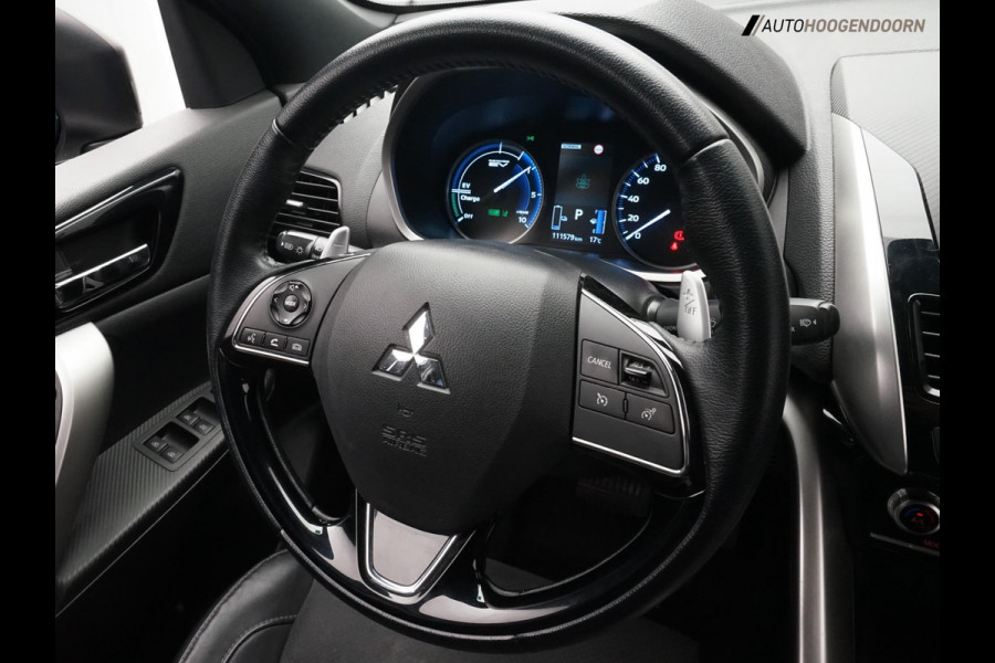Mitsubishi Eclipse Cross 2.4 PHEV Executive (APPLE CARPLAY,LED,KEYLESS,ALCANTARA,CRUISE,STOELVERWARMING,CAMERA,LM-VELGEN) Mitsubishi Eclipse Cross 2.4 PHEV Executive (APPLE CARPLAY,LED,KEYLESS,ALCANTARA,CRUISE,STOELVERWARMING,CAMERA,LM-VELGEN)
