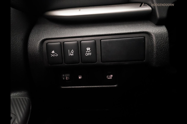 Mitsubishi Eclipse Cross 2.4 PHEV Executive (APPLE CARPLAY,LED,KEYLESS,ALCANTARA,CRUISE,STOELVERWARMING,CAMERA,LM-VELGEN) Mitsubishi Eclipse Cross 2.4 PHEV Executive (APPLE CARPLAY,LED,KEYLESS,ALCANTARA,CRUISE,STOELVERWARMING,CAMERA,LM-VELGEN)