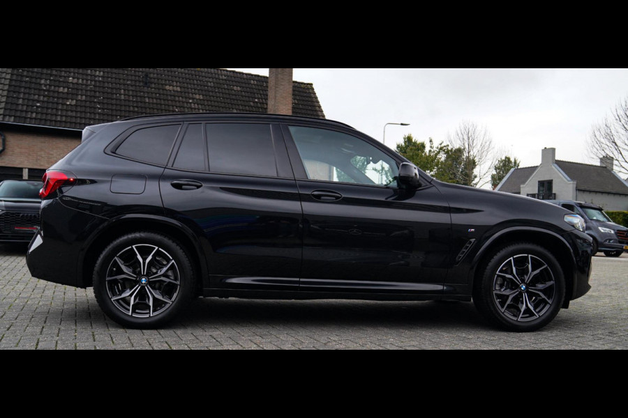BMW X3 XDrive20i High Executive | Panorama | Shadowline | Camera | M-pakket | Luxe Leder - Memory | Apple Carplay | Cruise Control BMW X3 XDrive20i High Executive | Panorama | Shadowline | Camera | M-pakket | Luxe Leder - Memory | Apple Carplay | Cruise Control
