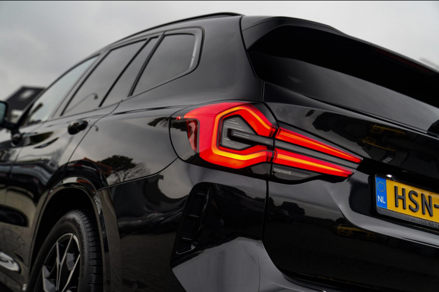 BMW X3 XDrive20i High Executive | Panorama | Shadowline | Camera | M-pakket | Luxe Leder - Memory | Apple Carplay | Cruise Control BMW X3 XDrive20i High Executive | Panorama | Shadowline | Camera | M-pakket | Luxe Leder - Memory | Apple Carplay | Cruise Control