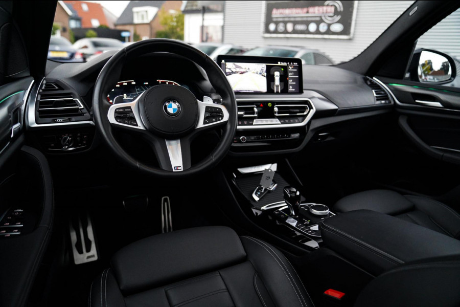 BMW X3 XDrive20i High Executive | Panorama | Shadowline | Camera | M-pakket | Luxe Leder - Memory | Apple Carplay | Cruise Control BMW X3 XDrive20i High Executive | Panorama | Shadowline | Camera | M-pakket | Luxe Leder - Memory | Apple Carplay | Cruise Control
