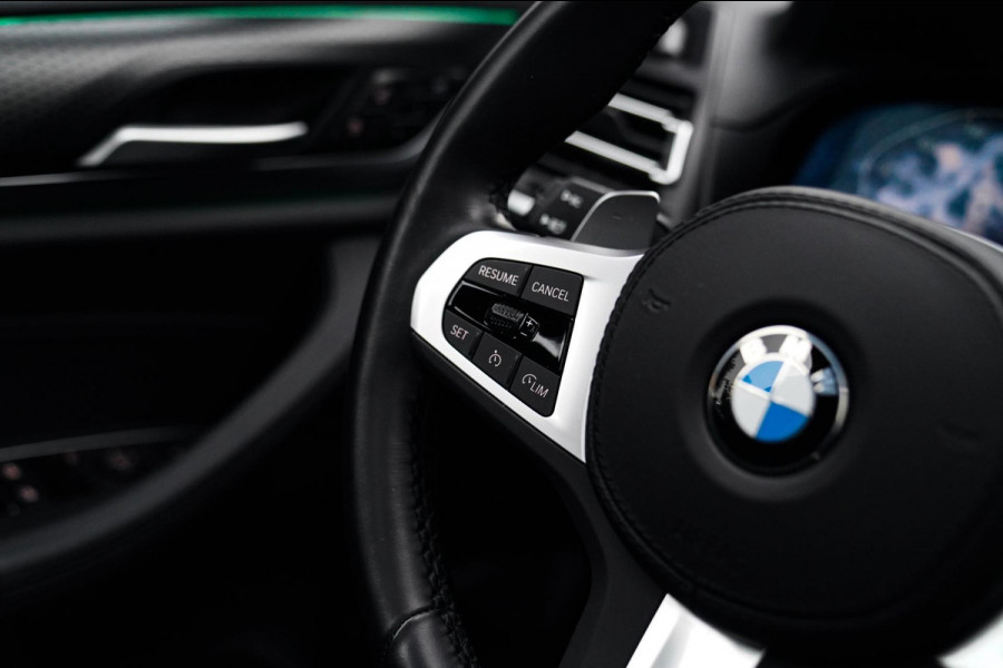 BMW X3 XDrive20i High Executive | Panorama | Shadowline | Camera | M-pakket | Luxe Leder - Memory | Apple Carplay | Cruise Control BMW X3 XDrive20i High Executive | Panorama | Shadowline | Camera | M-pakket | Luxe Leder - Memory | Apple Carplay | Cruise Control