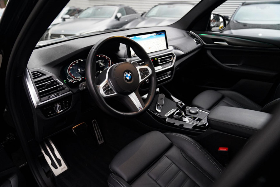 BMW X3 XDrive20i High Executive | Panorama | Shadowline | Camera | M-pakket | Luxe Leder - Memory | Apple Carplay | Cruise Control BMW X3 XDrive20i High Executive | Panorama | Shadowline | Camera | M-pakket | Luxe Leder - Memory | Apple Carplay | Cruise Control