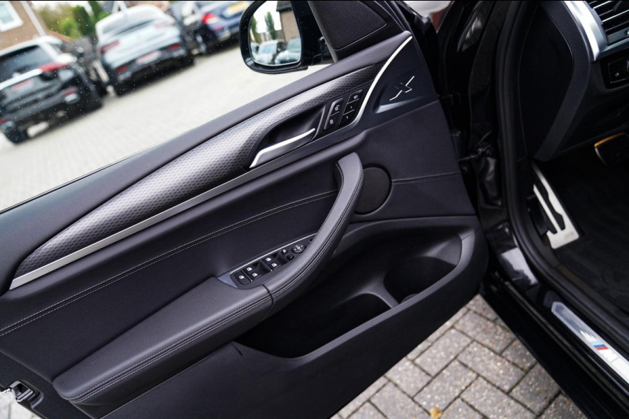 BMW X3 XDrive20i High Executive | Panorama | Shadowline | Camera | M-pakket | Luxe Leder - Memory | Apple Carplay | Cruise Control BMW X3 XDrive20i High Executive | Panorama | Shadowline | Camera | M-pakket | Luxe Leder - Memory | Apple Carplay | Cruise Control