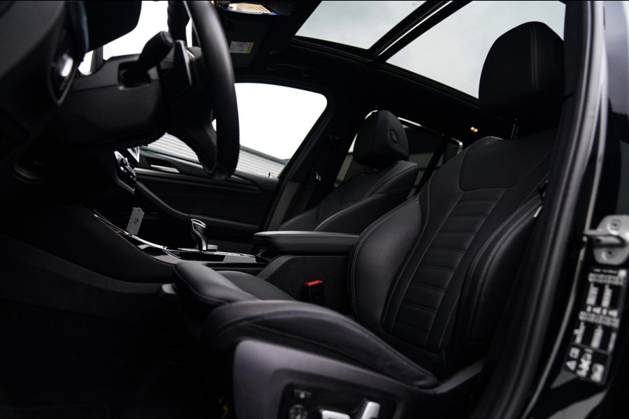 BMW X3 XDrive20i High Executive | Panorama | Shadowline | Camera | M-pakket | Luxe Leder - Memory | Apple Carplay | Cruise Control BMW X3 XDrive20i High Executive | Panorama | Shadowline | Camera | M-pakket | Luxe Leder - Memory | Apple Carplay | Cruise Control