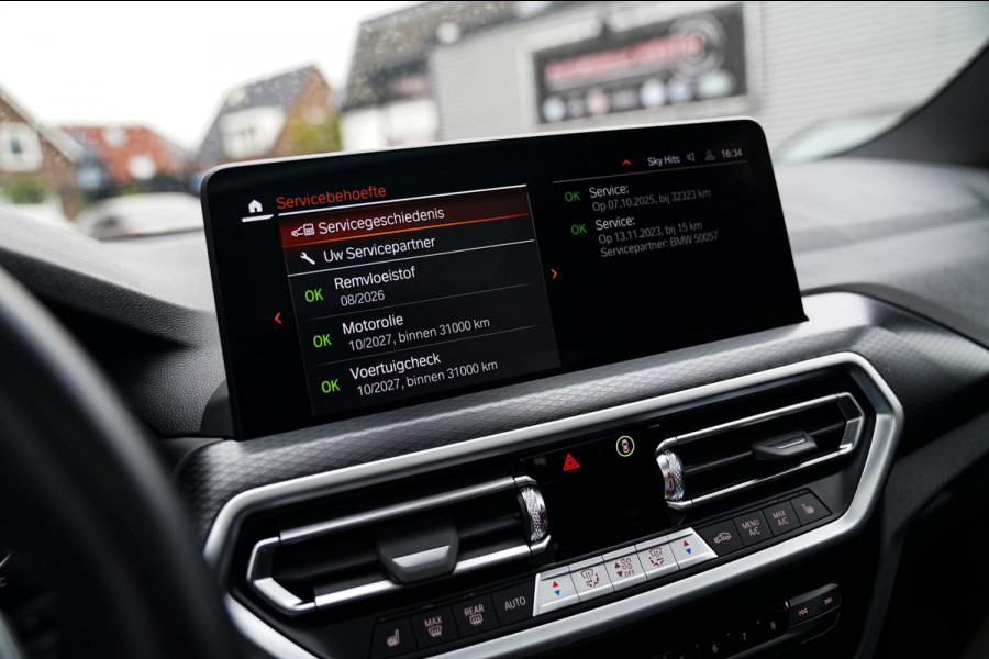 BMW X3 XDrive20i High Executive | Panorama | Shadowline | Camera | M-pakket | Luxe Leder - Memory | Apple Carplay | Cruise Control BMW X3 XDrive20i High Executive | Panorama | Shadowline | Camera | M-pakket | Luxe Leder - Memory | Apple Carplay | Cruise Control