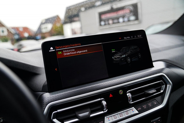 BMW X3 XDrive20i High Executive | Panorama | Shadowline | Camera | M-pakket | Luxe Leder - Memory | Apple Carplay | Cruise Control BMW X3 XDrive20i High Executive | Panorama | Shadowline | Camera | M-pakket | Luxe Leder - Memory | Apple Carplay | Cruise Control