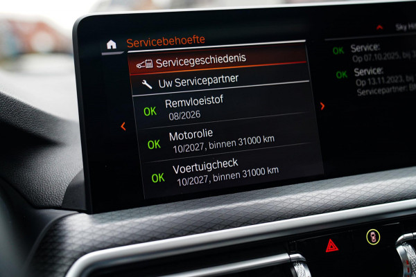 BMW X3 XDrive20i High Executive | Panorama | Shadowline | Camera | M-pakket | Luxe Leder - Memory | Apple Carplay | Cruise Control BMW X3 XDrive20i High Executive | Panorama | Shadowline | Camera | M-pakket | Luxe Leder - Memory | Apple Carplay | Cruise Control