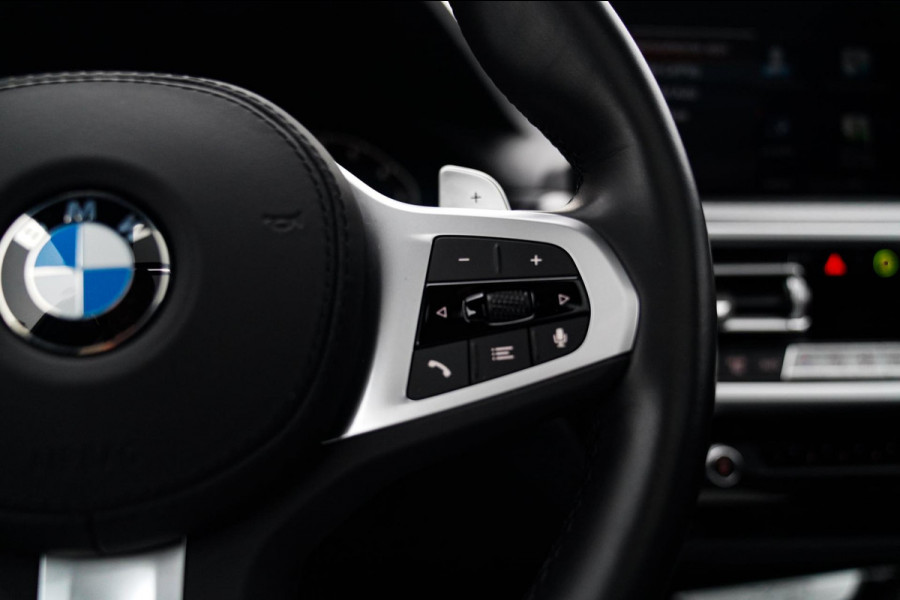 BMW X3 XDrive20i High Executive | Panorama | Shadowline | Camera | M-pakket | Luxe Leder - Memory | Apple Carplay | Cruise Control BMW X3 XDrive20i High Executive | Panorama | Shadowline | Camera | M-pakket | Luxe Leder - Memory | Apple Carplay | Cruise Control