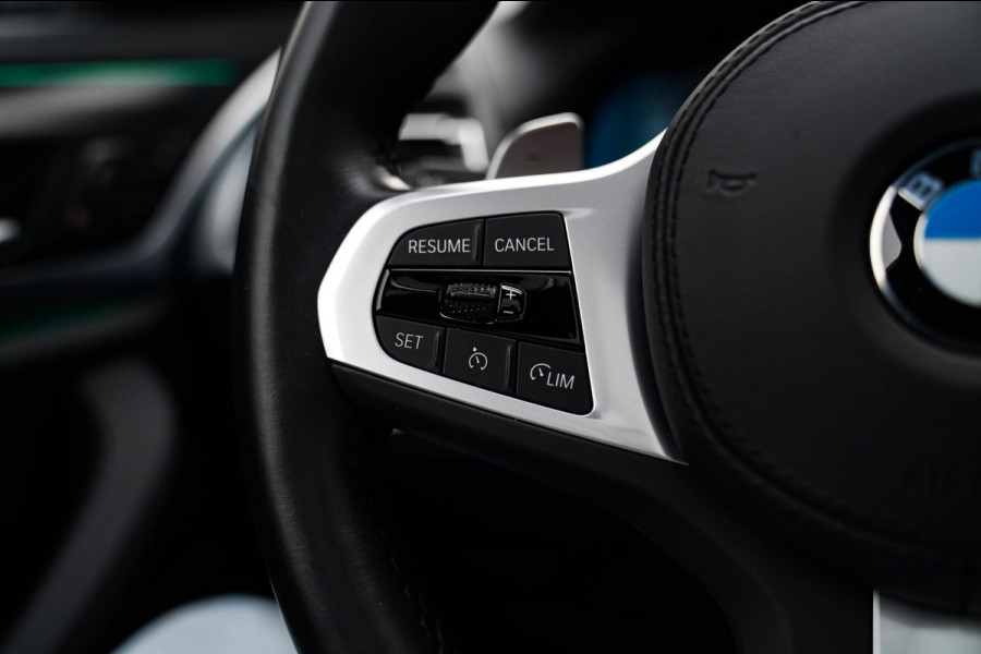 BMW X3 XDrive20i High Executive | Panorama | Shadowline | Camera | M-pakket | Luxe Leder - Memory | Apple Carplay | Cruise Control BMW X3 XDrive20i High Executive | Panorama | Shadowline | Camera | M-pakket | Luxe Leder - Memory | Apple Carplay | Cruise Control