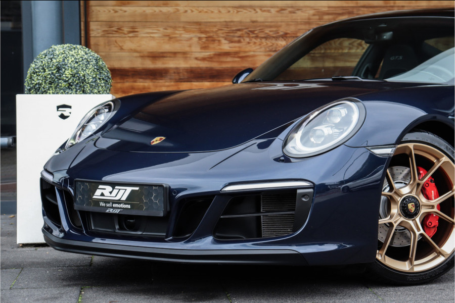 Porsche 911 991.2 3.0 Carrera 4 GTS NL auto **Centerlock/Pano/Carbon/Alcantara/Sportuitlaat** Porsche 911 991.2 3.0 Carrera 4 GTS NL auto **Centerlock/Pano/Carbon/Alcantara/Sportuitlaat**
