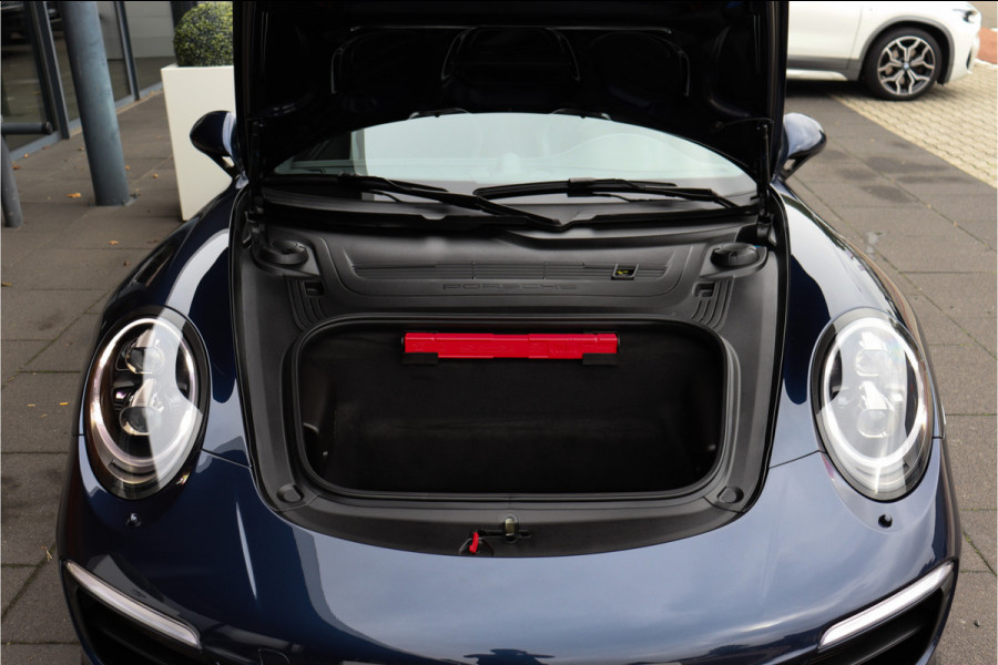 Porsche 911 991.2 3.0 Carrera 4 GTS NL auto **Centerlock/Pano/Carbon/Alcantara/Sportuitlaat** Porsche 911 991.2 3.0 Carrera 4 GTS NL auto **Centerlock/Pano/Carbon/Alcantara/Sportuitlaat**