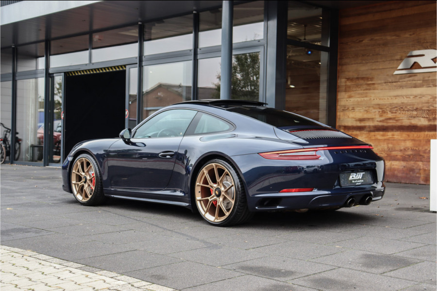 Porsche 911 991.2 3.0 Carrera 4 GTS NL auto **Centerlock/Pano/Carbon/Alcantara/Sportuitlaat** Porsche 911 991.2 3.0 Carrera 4 GTS NL auto **Centerlock/Pano/Carbon/Alcantara/Sportuitlaat**