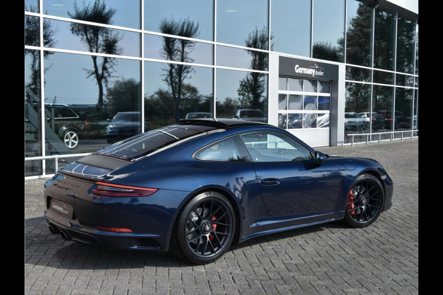 Porsche 911 991.2 3.0 Carrera 4 GTS NL auto **Centerlock/Pano/Carbon/Alcantara/Sportuitlaat** Porsche 911 991.2 3.0 Carrera 4 GTS NL auto **Centerlock/Pano/Carbon/Alcantara/Sportuitlaat**