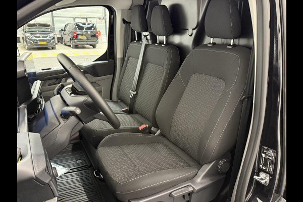 Ford Transit Custom 280 2.0 TDCI L1H1 Trend Nieuw Model Airco Navi Trekhaak PDC V+A Camera Ford Transit Custom 280 2.0 TDCI L1H1 Trend Nieuw Model Airco Navi Trekhaak PDC V+A Camera