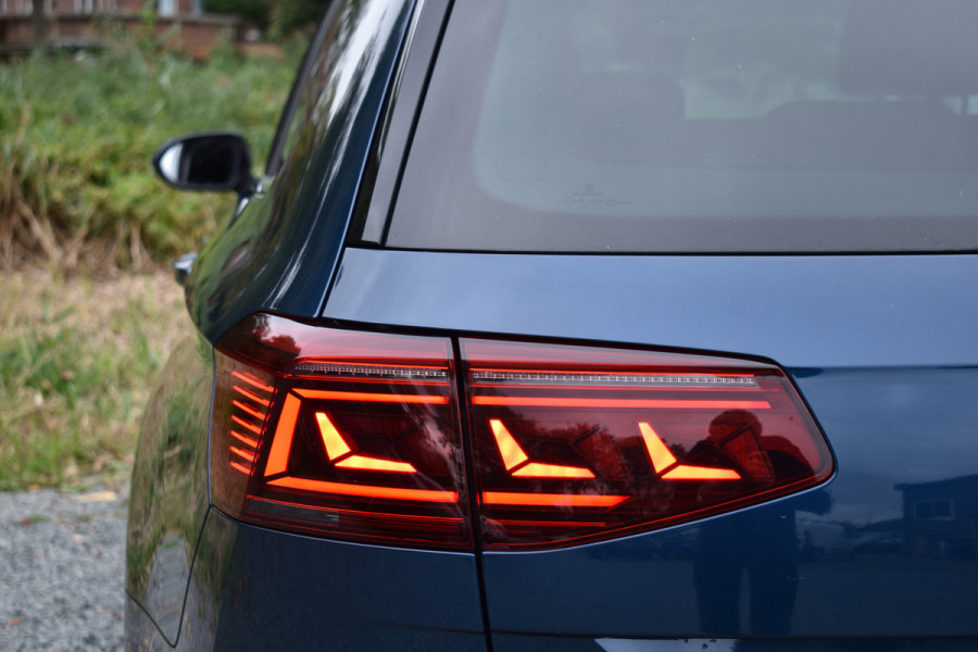 Volkswagen Passat Variant 1.4 TSI PHEV GTE Business TREKHAAK/CAMERA/IQ-LIGHT Volkswagen Passat Variant 1.4 TSI PHEV GTE Business TREKHAAK/CAMERA/IQ-LIGHT
