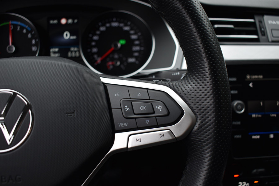 Volkswagen Passat Variant 1.4 TSI PHEV GTE Business TREKHAAK/CAMERA/IQ-LIGHT Volkswagen Passat Variant 1.4 TSI PHEV GTE Business TREKHAAK/CAMERA/IQ-LIGHT