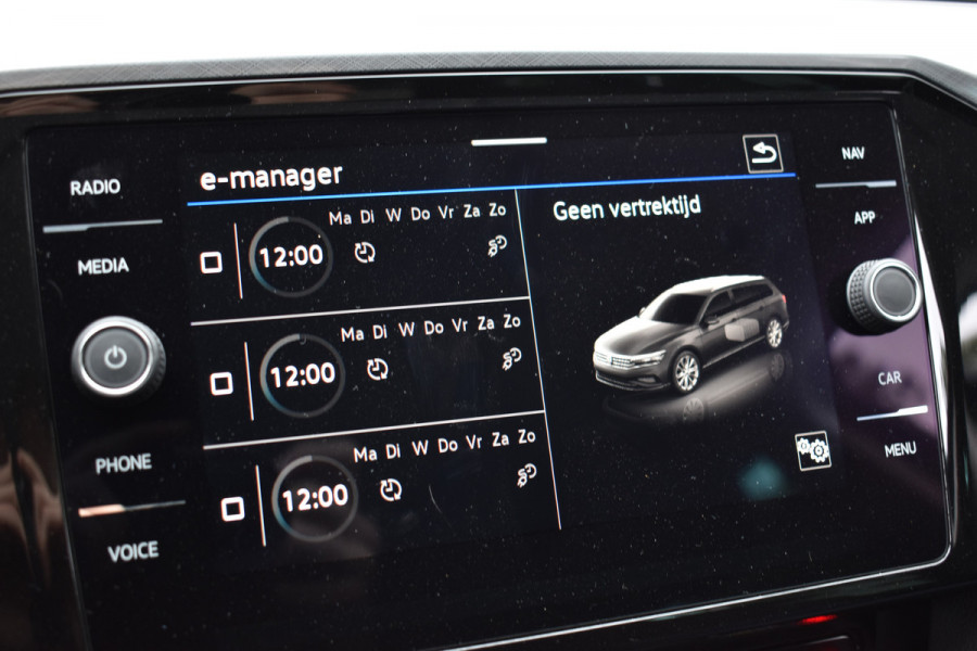 Volkswagen Passat Variant 1.4 TSI PHEV GTE Business TREKHAAK/CAMERA/IQ-LIGHT Volkswagen Passat Variant 1.4 TSI PHEV GTE Business TREKHAAK/CAMERA/IQ-LIGHT
